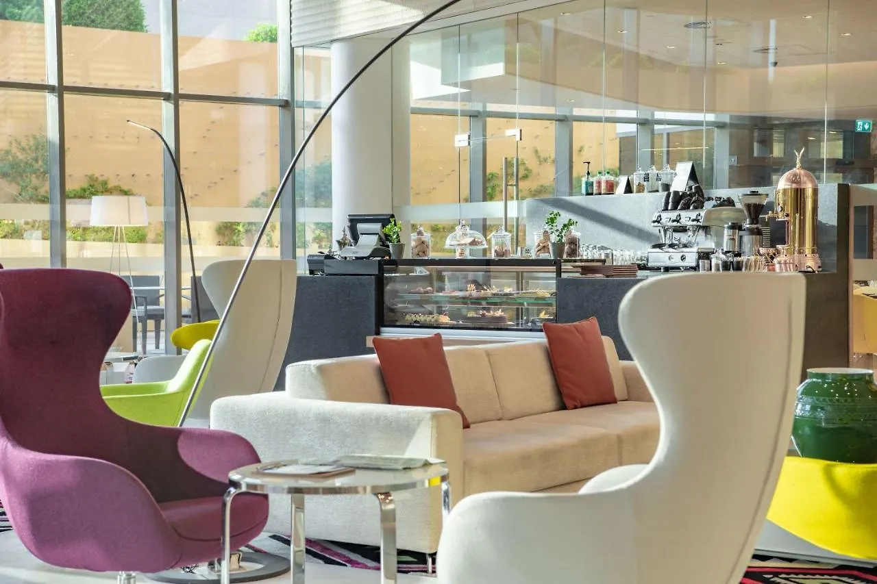 Radisson Blu Hotel & Residence, Riyadh Diplomatic Quarter 4*,  Saudiarabien